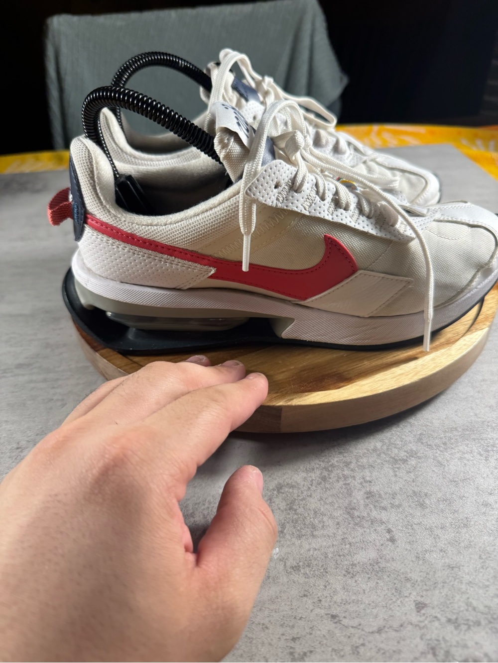 Nike Air Max Pre-Day DM0124-100 Womens 7 Sneaker White Archeo Pink Leather Shoes - Picture 3 of 7